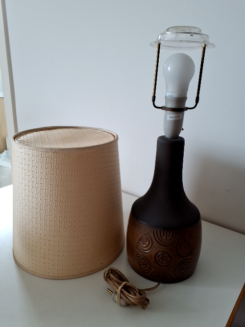 Frank Keramik. Bordlampe incl. Skærm